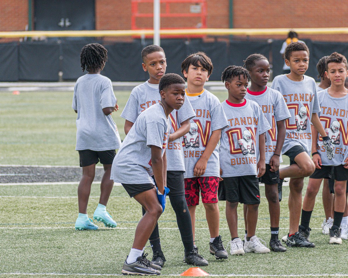 Jaheim Bell (@dba_bell) on Twitter photo 3rd annual youth camp great turn out!! Thank you to all the parents that brought their kids out, without you none of this would be possible. Special thanks to all the volunteers, instructors, sponsors and most importantly my family y’all always make it happen for me. 3rd annual youth camp great turn out!! Thank you to all the parents that brought their kids out, without you none of this would be possible. Special thanks to all the volunteers, instructors, sponsors and most importantly my family y’all always make it happen for me.