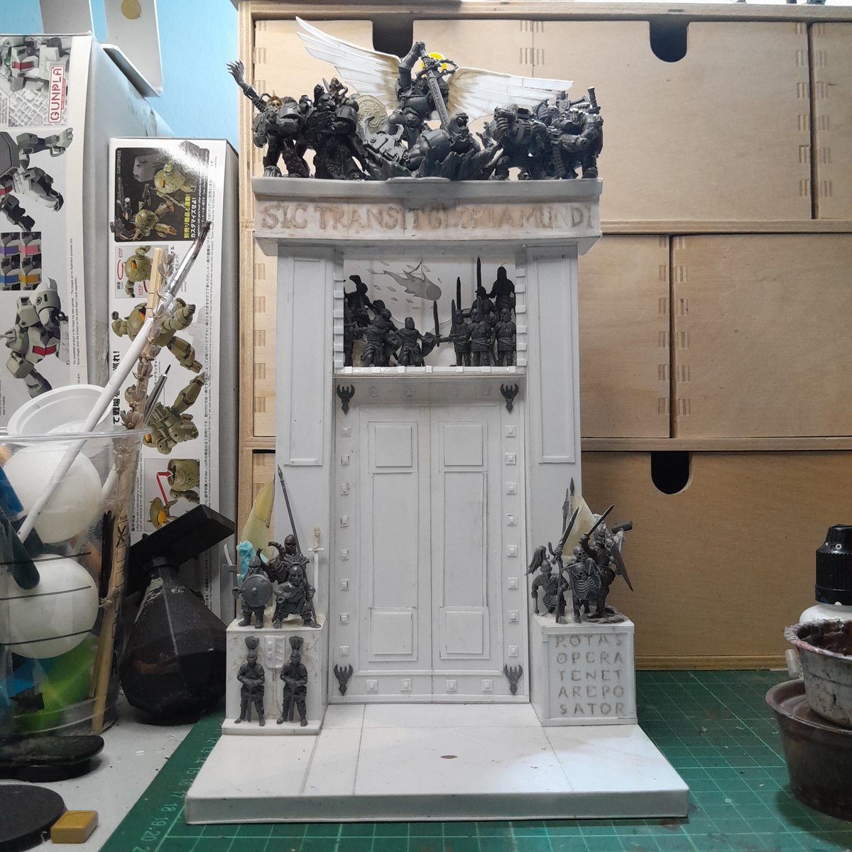 #smashbash2024 #warhammer40k #scratchbuild #hobby #wellness #recycle #upcycle #crafting #gate #portal #door #WarhammerCommunity  :)