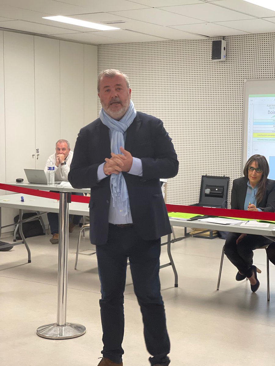 PhilipBenassaya's tweet photo. 65 % 🎇 ! Merci aux Arcisiens pour cette magnifique victoire sans appel ! Continuons ensemble ! #municipales2024 #BoisdArcy @MairieBoisdArcy https://t.co/nd6td6diPe