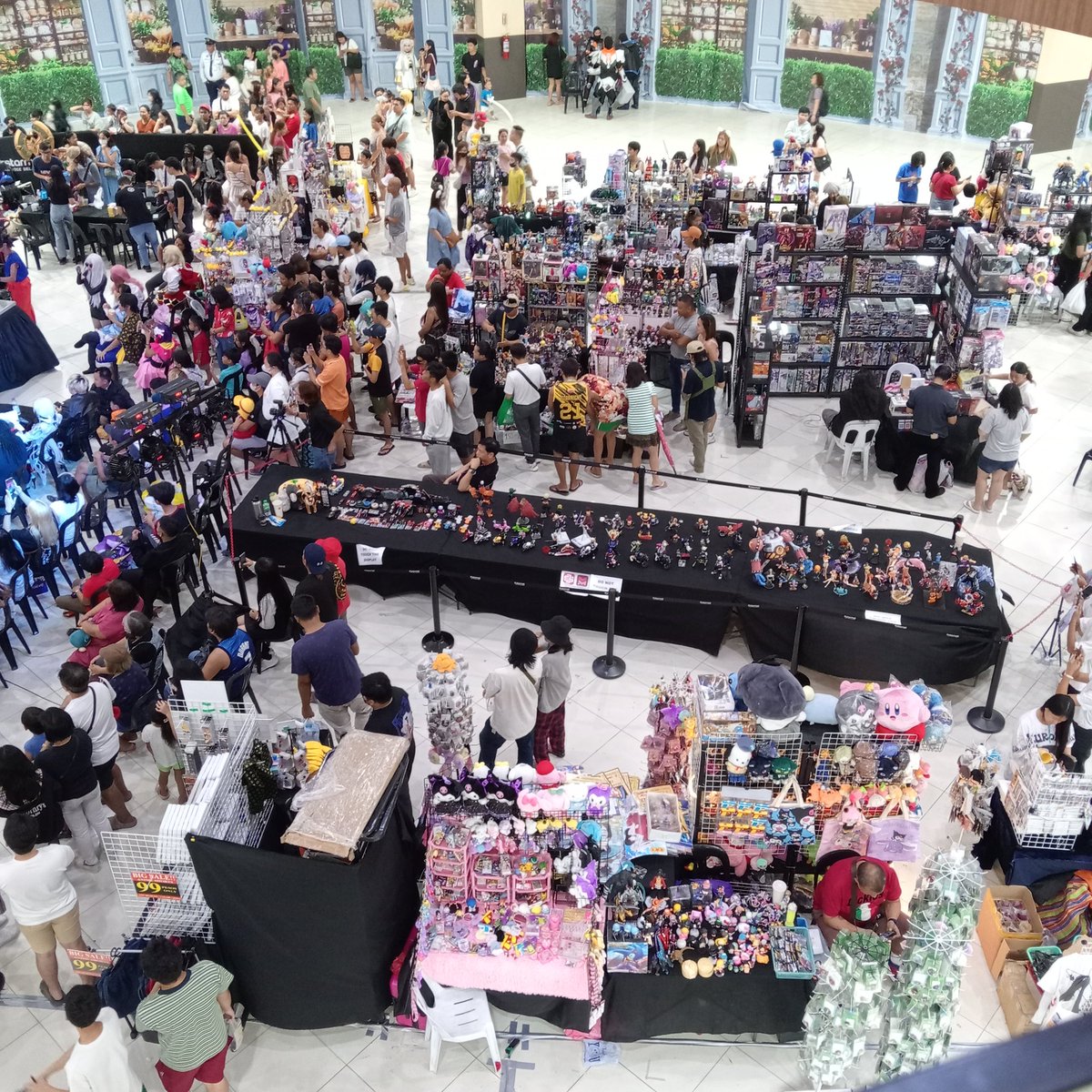 _kouijeri's tweet photo. super happi yesterday night💗 daming cosers and figs ang cool nung eva fig 😭🫶🏻 #malconph tysm sa supportive fam qqqq ilysm mams https://t.co/Ho4RZCBmPG
