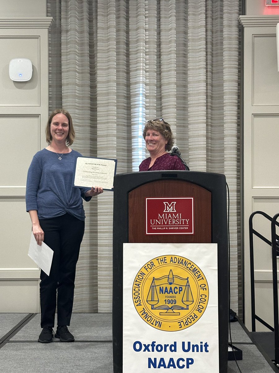 snorris21's tweet photo. Congratulations to Beth Fryer who received the Outstanding Diversity Educator award tonight at the Oxford NAACP Freedom Fund banquet!
#educateandprepare
@TalawandaSupt @talawanda @Talawanda_MS https://t.co/agVsV7GAbN
