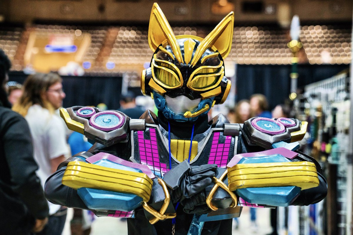 Soifz_cosplay's tweet photo. Na-go the “sparkling✨” princess of guitars 
Got to suit as nago for cyphacon2024. Great time😎

Tags: 
#kamenrider
#kamenridercosplay
#tokusatsu
#KamenRiderGeats 
#geats 
#tokusatsucosplay 
#cosplay
#cosplayphoto
#cosplayoftheweek
#cyphacon
#cyphacon2024 https://t.co/8L7eAE243c