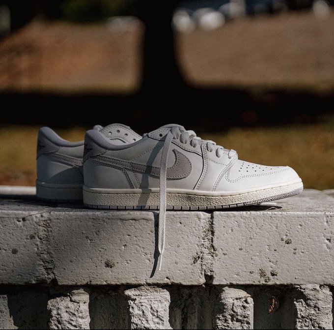 Ad: $140 + Shipping In Cart Air Jordan 1 Low 85 'Neutral Grey' Shop: sovrn.co/ux5r8in *Free Shipping Over $200+