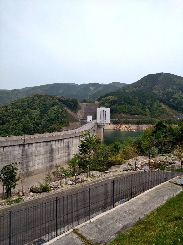 2024.4.19
五ケ山ダムツーリング🏍
五ケ山豆腐～montbell五ケ山店
お天気良すぎて暑かったけど
快走できました＼(^o^)／

#五ケ山豆腐 
#montbell五ケ山
#Yzfr25 #バイクのある風景