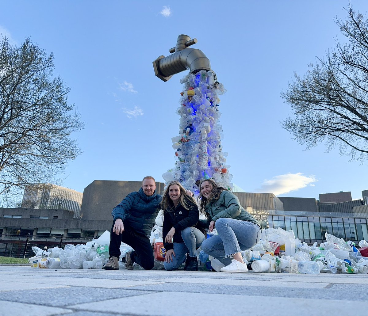 Day 1 of @Surfrider and @SurfriderCanada in Ottawa. Today we rallied to support an effective #PlasticsTreaty.