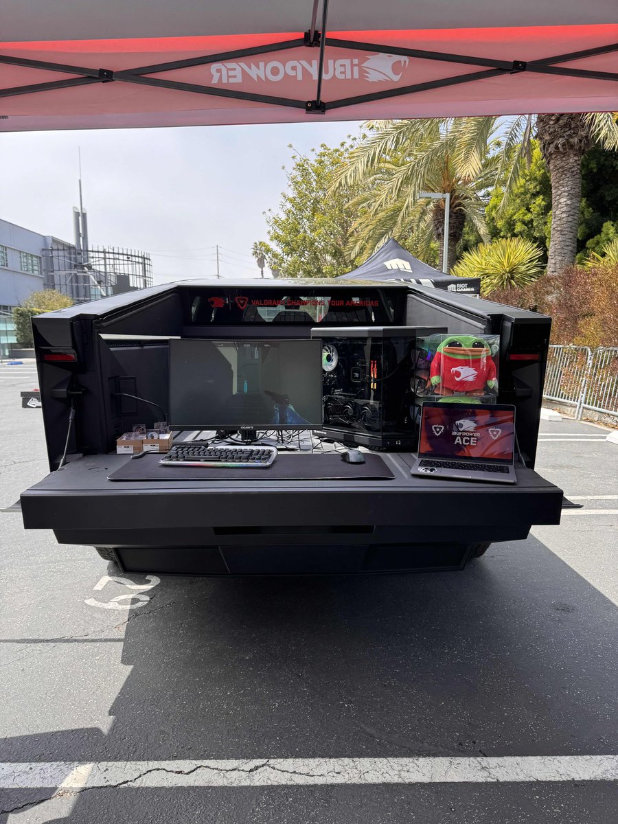 Found out @iBUYPOWER has their own custom Tesla Truck at every VCT weekend where people can play Valorant out of the back 😂