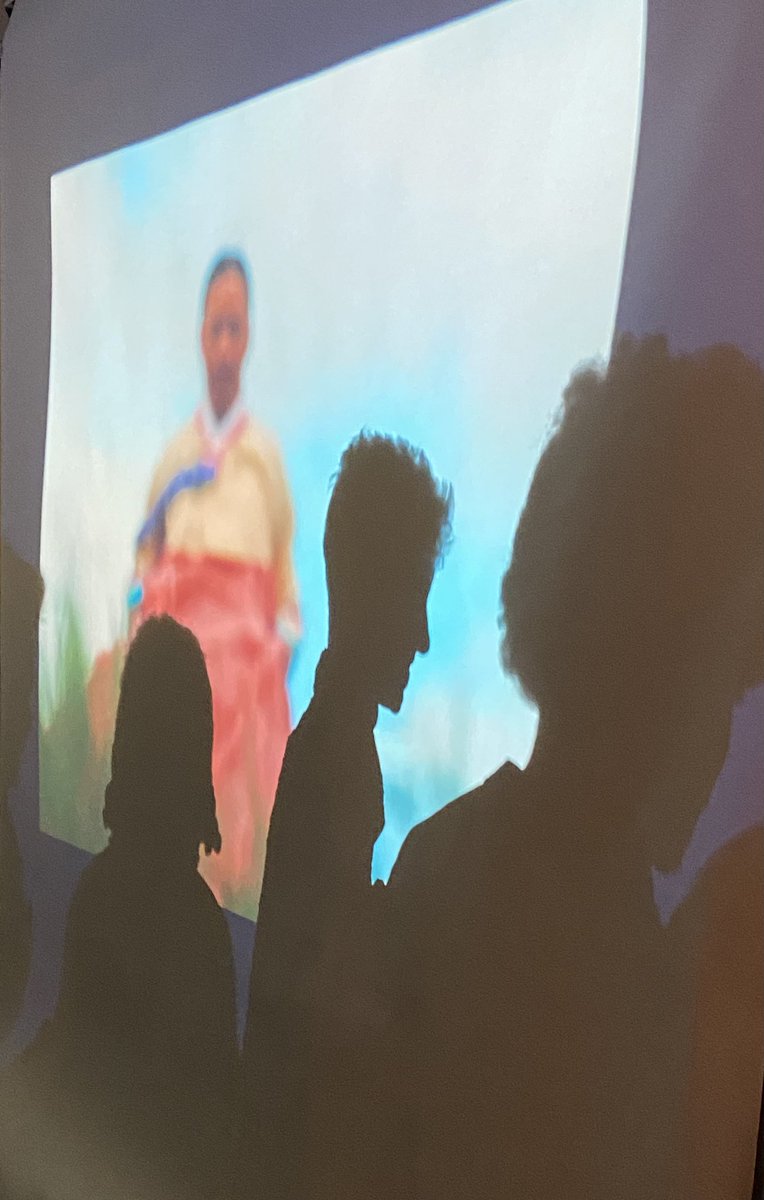 ChristinaHyun's tweet photo. It reminded me that “being there” for our artistic kids is so important, no matter how adult and self-sufficient they are. 🥹🎨🎬
My son’s site: https://t.co/yrieBfpP3g
#artists #LAartist #LAartshow #LAartscene #supporthearts #writingcommunity #momswritersclub #painter #art https://t.co/bivDMGZTZC