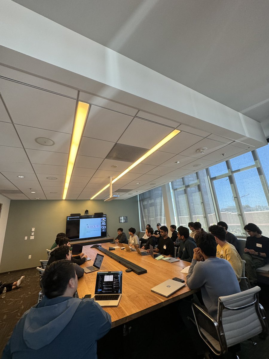 Congrats to the incredible winners of our first X Developer Challenge multi-day event. This was an incredible collaboration between <a href="/XDevelopers/">Developers</a> <a href="/xai/">xAI</a> <a href="/XCareers/">Careers</a> 

This event showcased exponential potential on our present &amp; future as the Everything app—powered by our developers,