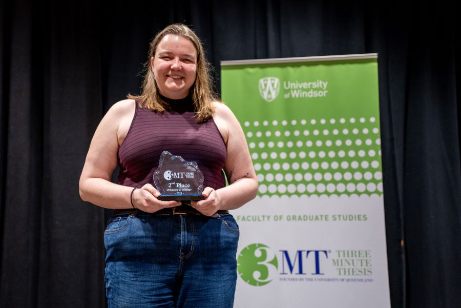 Congratulations Carly Demers on taking 2nd place at the #3MT @uwindsor competition for her work 'Bug-Eat-Bug World: Assessing two Canadian Dicyphus species (Hemiptera: Miridae) for their potential as novel greenhouse biological control agents'! uwindsor.ca/graduate-studi…