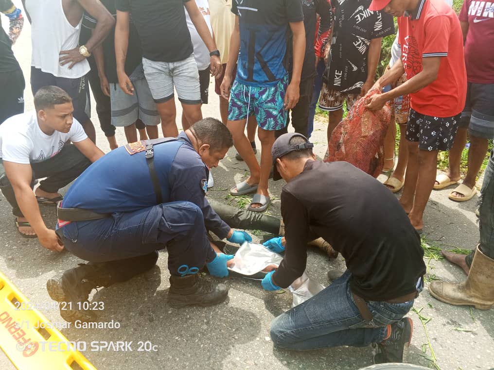 #21Abr #SNGR/BN REDAN CENTRAL ZOEDAN CARABOBO #Temprano🚨Atención prehospitalaria y traslado de lesionados en hecho vial ocurrido a la altura de Alpargatón @Alirio10sanchez @CentralReedan @Perez_Ampueda @BJuanGonzalez @zoedancarabobo @DGNBEnLinea #PoderPopularEnVanguardia