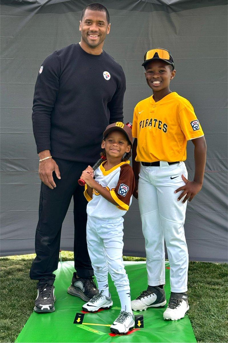 My Two Boys are Ballers! Future hit 3 Homers Today & Win & him had a blast at Picture day! Thankful I get to raise & teach em how to be Boys and Become Men. God is Good! @Ciara
