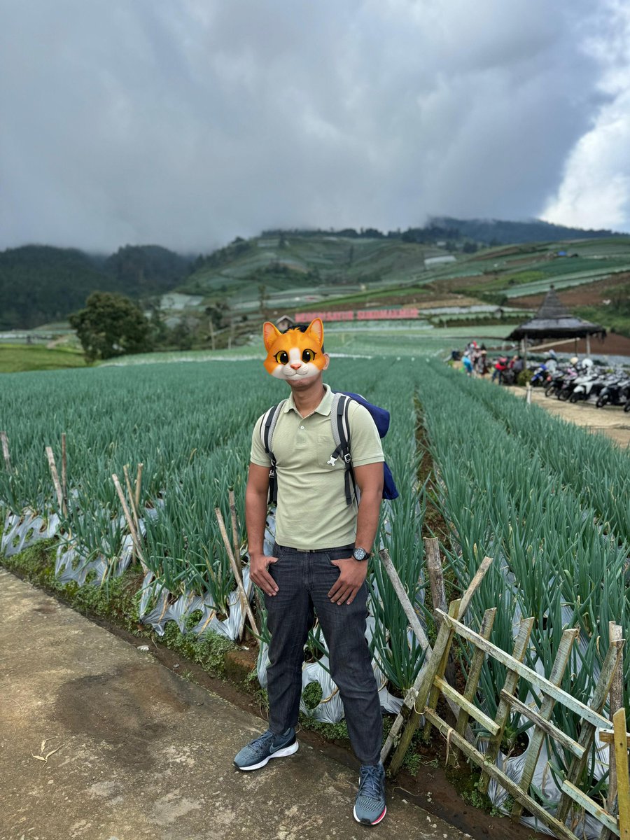 Men_javanese's tweet image. Selamat pagi.....
Klo datang kesini siapin tenaga maksimal...jgn lupa pegangan yg erat pas naik motor...
#GoodmorningTwitter