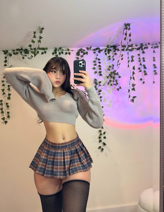 hiii, say it back?! 💓 https://t.co/Er1EhdGM19
