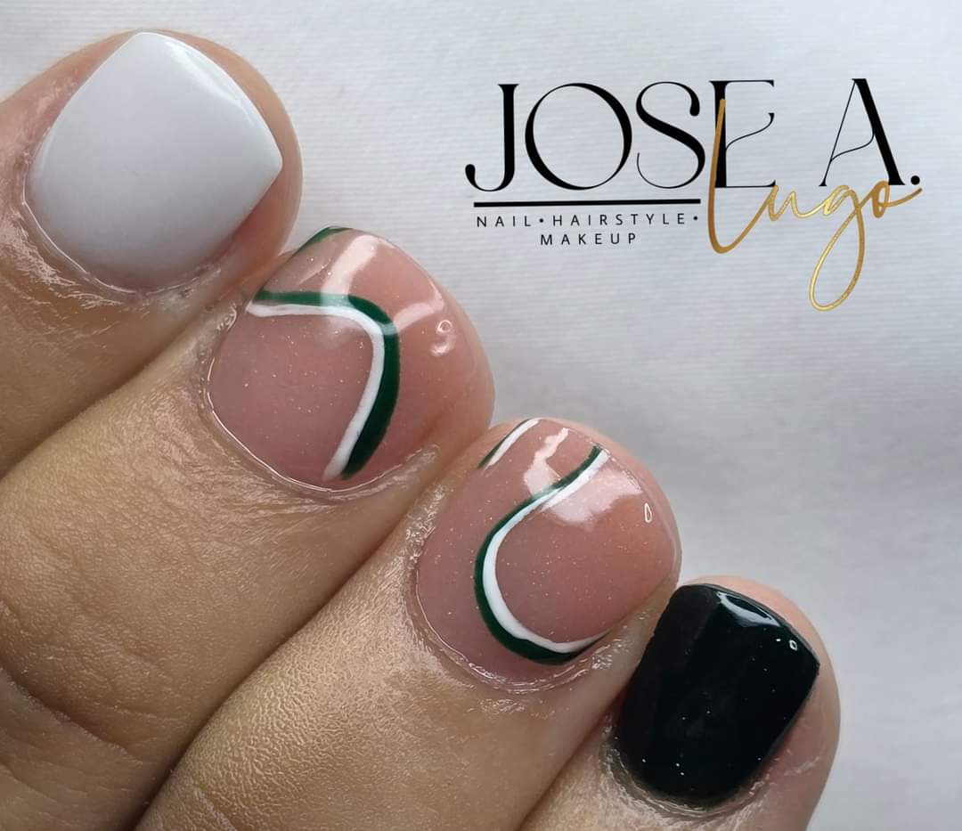 #blanco de La Casita De Veil Paris 
#cover #negro de #tones Miguel Angel Lara 
#josenailshairstyleandmakeup 
#nailsalon #nailtechnique #nailsboricua #nailsfashionnails #naileducation #nailstyle