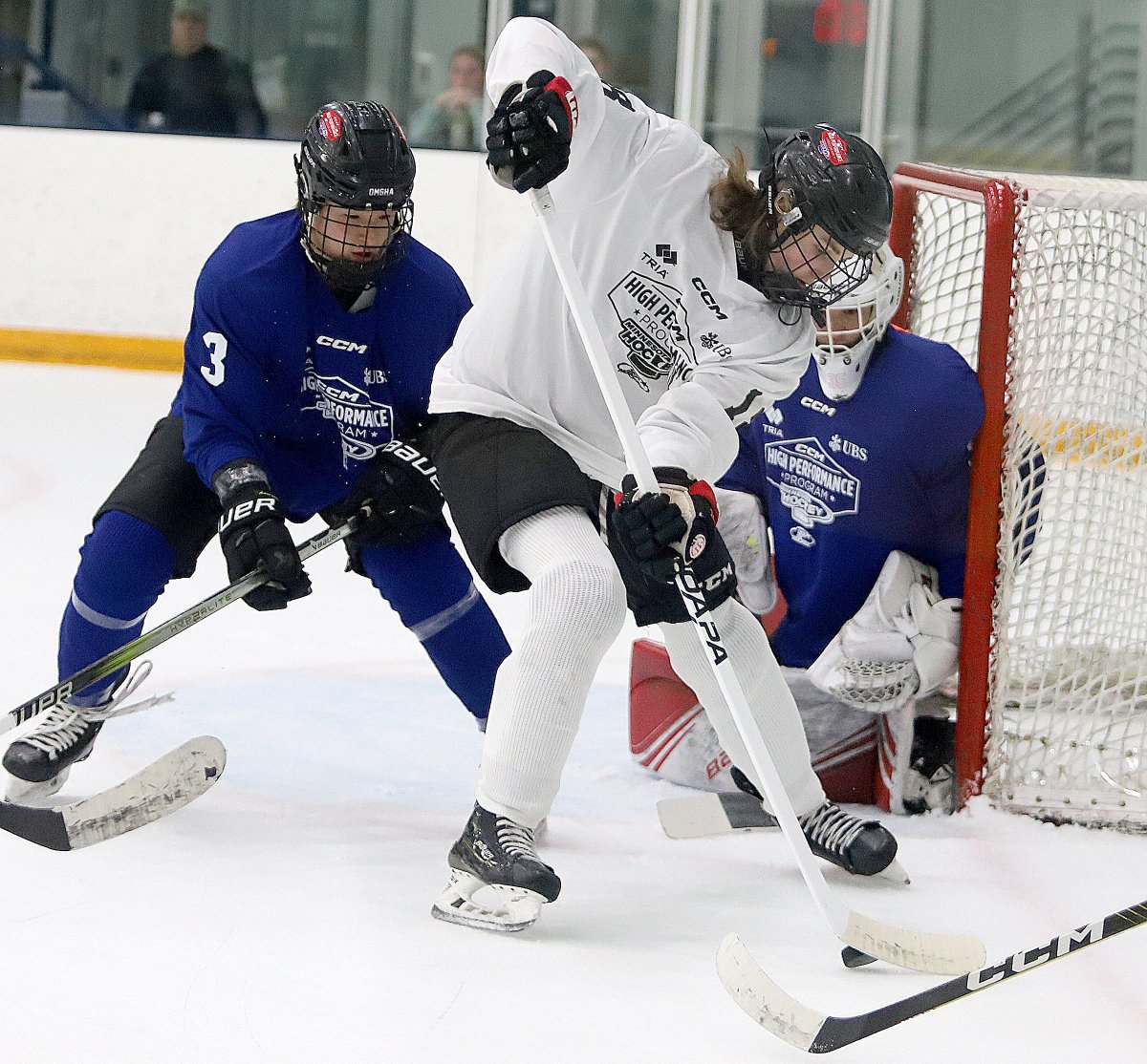 MinnHockeyHP's tweet photo. Elijah Fitch (Sauk Rapids), Wyatt Kuznik (Maple Grove), Nicklas Nelson (Monticello) and Cole Baumgarner (Rogers) all tally three pts each as Section 5 Blue offense powers to 9-3 win over Section 8 White in first place game at PIC.
Shots 46-23, Blue
https://t.co/cMoYMRnhH8
#CCMHP https://t.co/Xd6kgJwH3e