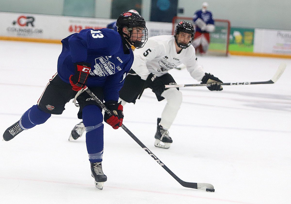 MinnHockeyHP's tweet photo. Elijah Fitch (Sauk Rapids), Wyatt Kuznik (Maple Grove), Nicklas Nelson (Monticello) and Cole Baumgarner (Rogers) all tally three pts each as Section 5 Blue offense powers to 9-3 win over Section 8 White in first place game at PIC.
Shots 46-23, Blue
https://t.co/cMoYMRnhH8
#CCMHP https://t.co/Xd6kgJwH3e