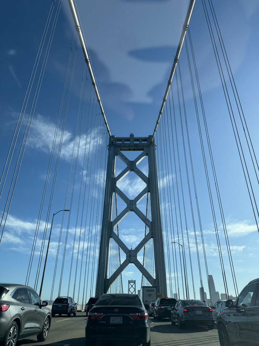 CDNintheUSA's tweet photo. The #BayBridge doesn’t get enough love #sf https://t.co/7kw03kcdeL