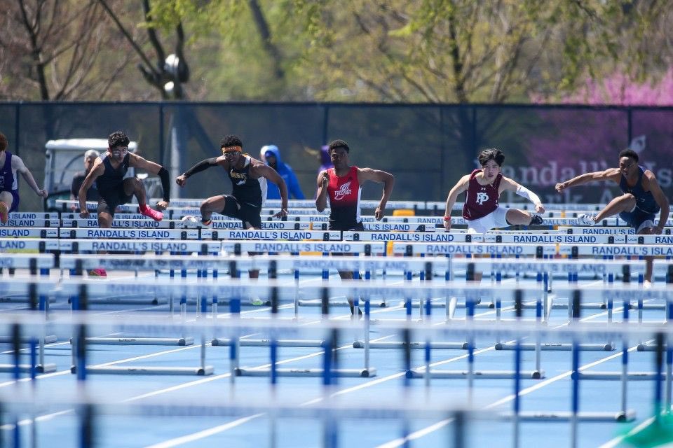 christan_c2's tweet photo. NYR pt 2 🗽

Ran individual as well, with my time better in the prelims than the finals. Not the cleanest race, but 15.34 PR. Working on my strength and endurance for the second half the race, so I can break the 15 second barrier.

#AGTG #track #hurdles https://t.co/Gfb5sSUN0i