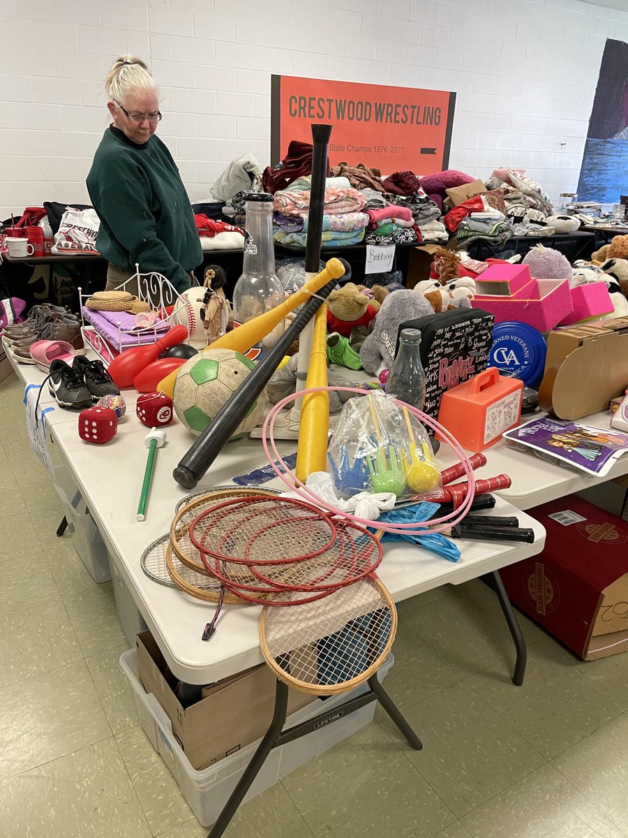 Thank you to all who supported our community service rummage sale! It was a huge success! ❤️🙌👹