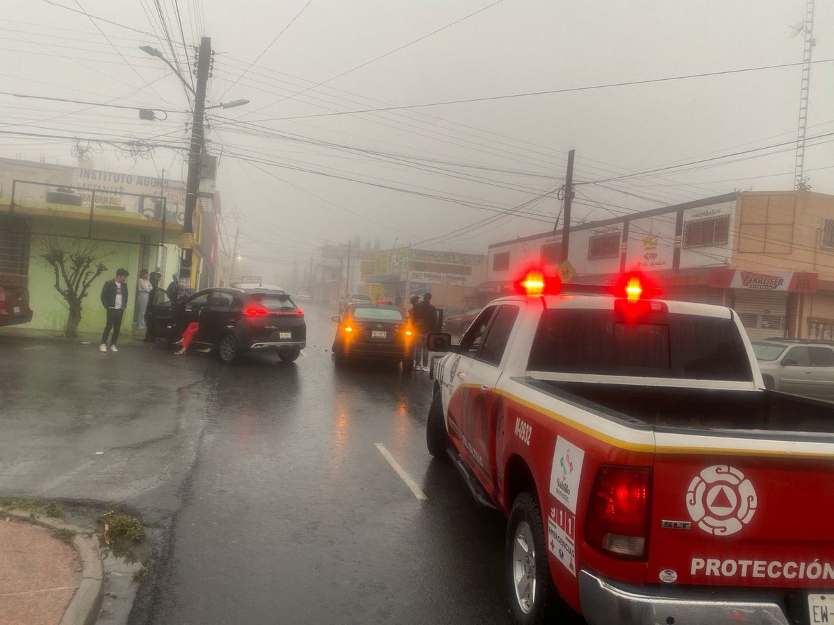 Ante el ingreso del #FrenteFrío47 nuestro personal implementa recorridos de prevención y vigilancia por las condiciones climáticas que prevalecen. Lo anterior para identificar situaciones de riesgo, así como auxiliar a la población que lo requiera. 
#LaPrevenciónEsTuProtección