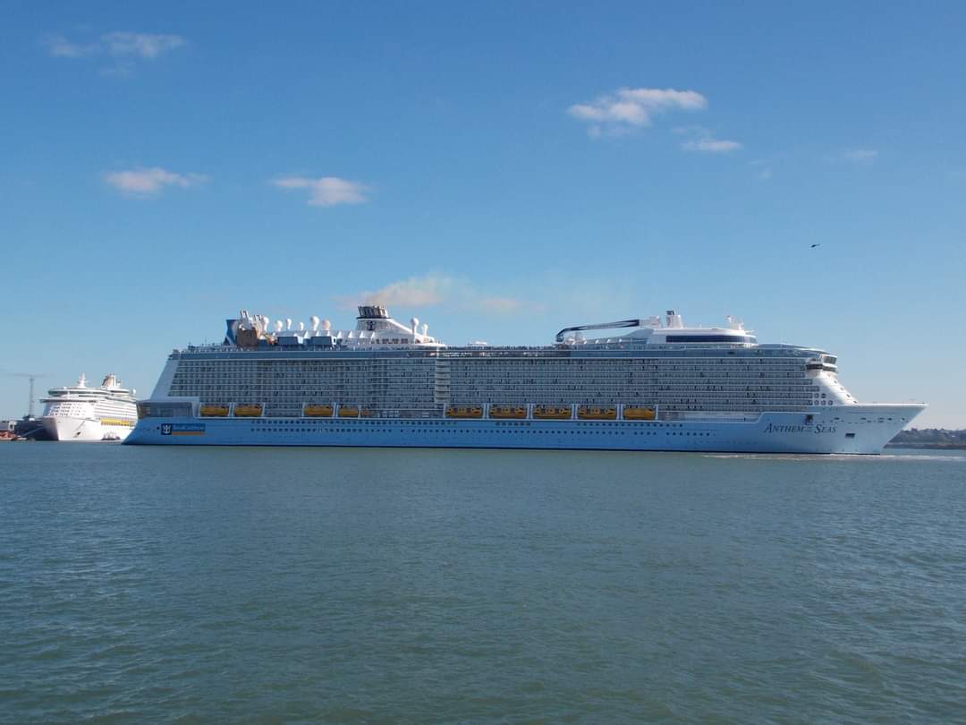 nauticallyspeak's tweet photo. #OnThisDay - 22nd April 2015 @RoyalCaribbean #AnthemoftheSeas departed Southampton on her maiden voyage in glorious April sunshine. 
👑⚓🚢📸☀️

#rci #royalcaribbean #quantumclass #maidenvoyage #southampton #cruiseship #nauticallyspeaking https://t.co/nslY5H0J3E