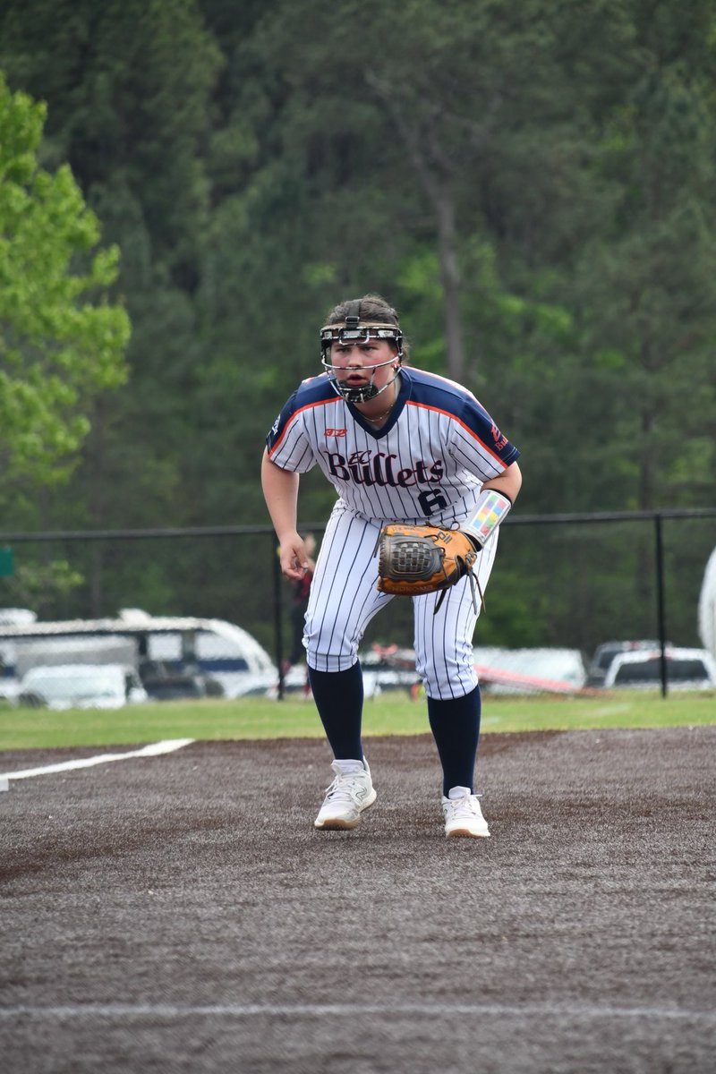 Hadleigh_2106's tweet photo. The past two weeks have been great. Last week’s stats: pitching-1.312 ERA, 17 SO’s, 3 wins out of 4 in total, 8 walks, 3 RE. This week’s stats:  pitching-1.680 ERA, 8 SO’s, 2 games started, 3 games in all, 2 wins, 1 walk, 2 RE. https://t.co/4fEKadkhNf