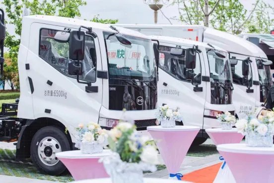 T5DM continue to attract more RV orders Just got 100 RV chassis order from Vilaid Also got found new RV partner in Famry Auto to start delivery in Q3. More RV Co expected to sign up soon Both partners are located in JiangSu province where BYD commercial vehicle plant is located