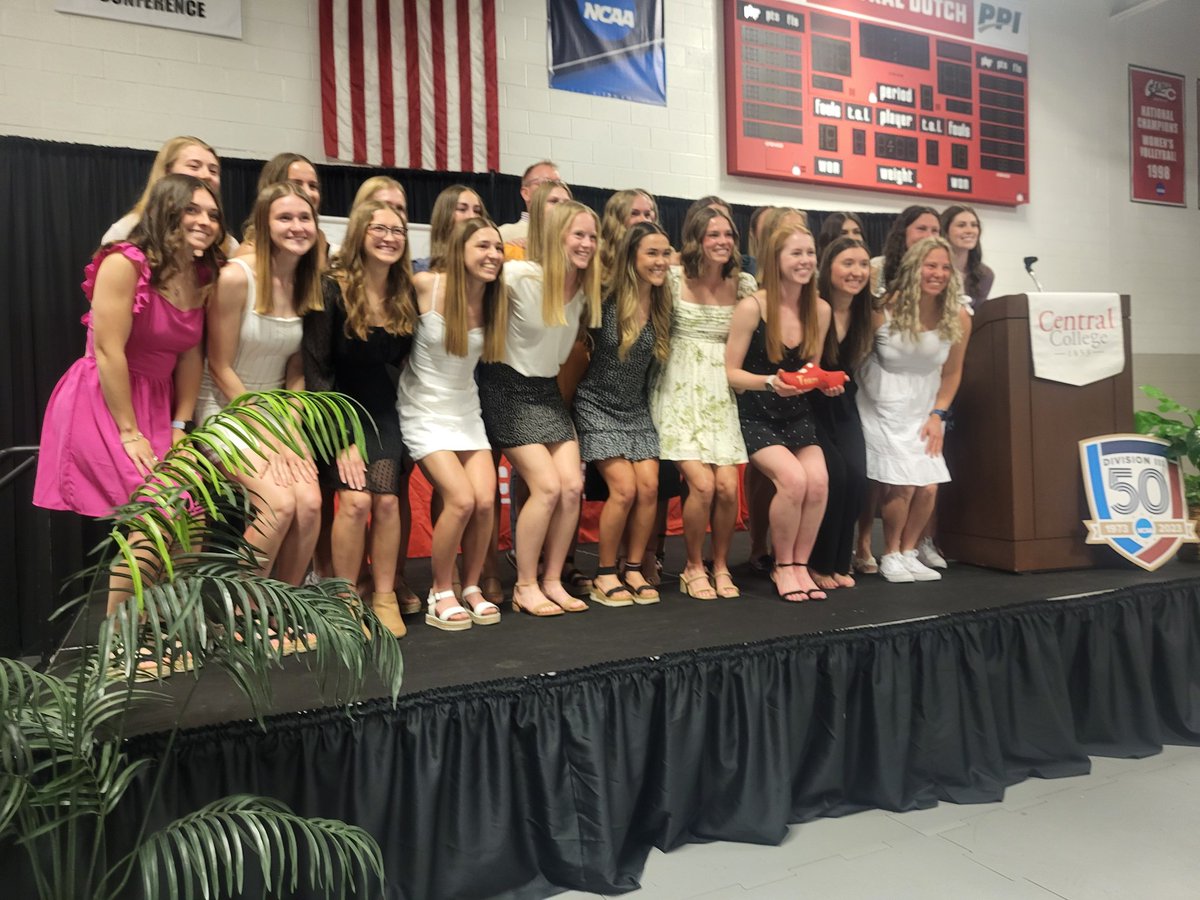 DutchSAAC's tweet image. Team of the Year! @DutchXCTF #dutchies