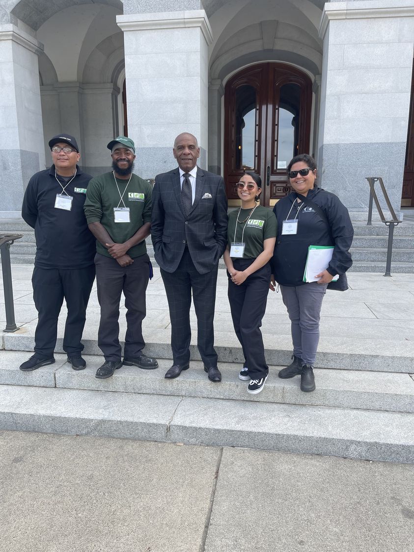 Senator Steven Bradford met with @LocalCorps on #govedday24, learning about the impact of their work. In 2023 they restored 1,800 miles of trails. And 95% of the young people served are from vulnerable communities. #conservationequity @cagovernor @caspeakerrivas #climatebond2024