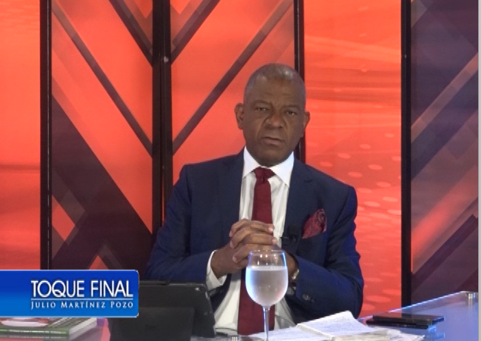 toquefinaljmp's tweet photo. ¡Sintoniza en breve! #ToqueFinal con el más informado @martinezpozo por @antena7oficial, para iniciar la semana laboral al tanto de las últimas noticias.
Una producción especial de #MediosJumarpo.
11:00pm https://t.co/ZIzJd5zdch