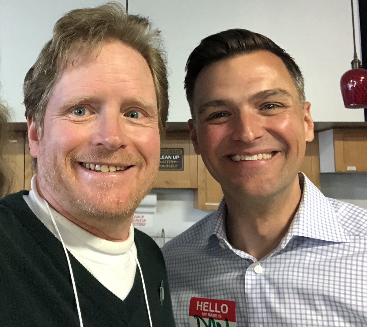 For #ORClimateAction, Great to see former Oregon Speaker of the House @DanRayfield for Oregon Attorney General at @multdems Candidate-A-Palooza event today. #ORpol