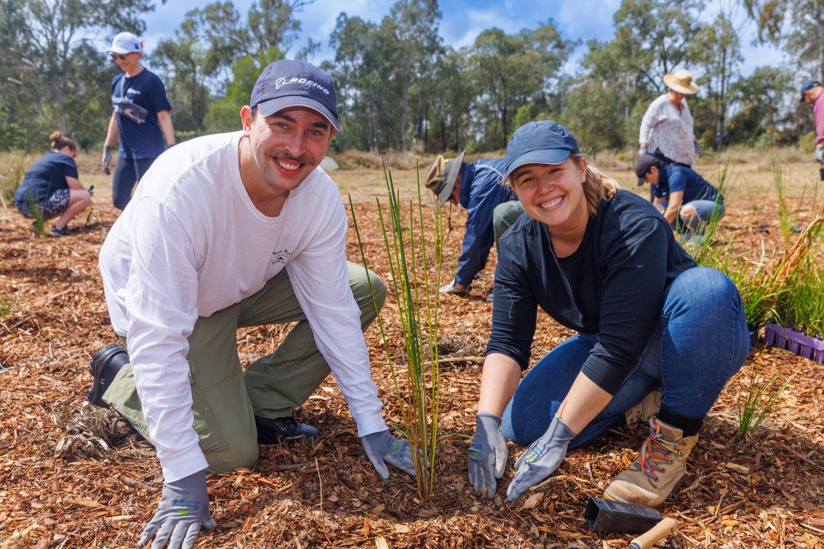 Happy #EarthDay 🌏 Our volunteers were happy to get their hands dirty again planting native grasses across two hectares of land at Brisbane’s Archerfield Wetlands Parkland, in support of our partnership with @GreeningAust.
