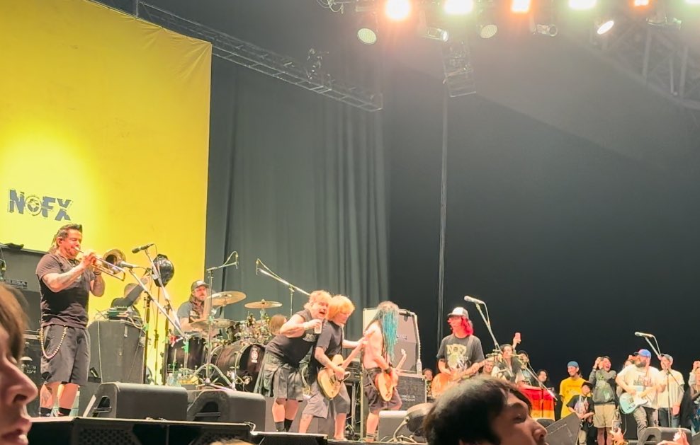 aya69drum's tweet photo. だいぶ遅いけど記録として！
パンスプ行った！NOFX、ハイスタ、VANDALS、全部！楽しかったー♪ https://t.co/d0Cgc8jAsV