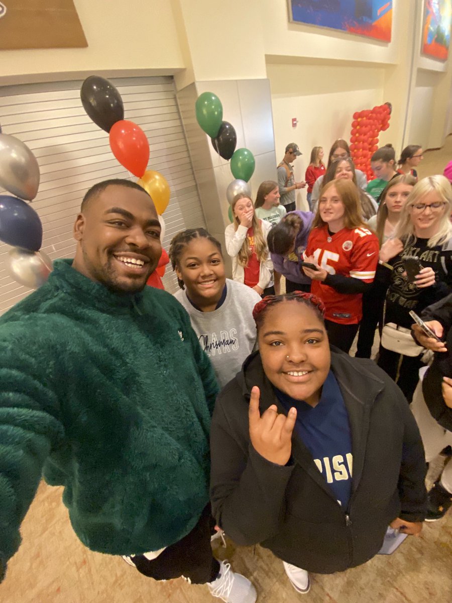 The girls had a great time listening and meeting some inspiring female role models at the Chiefs Luncheon and then participated in the NFL Flag Football College Showcase.