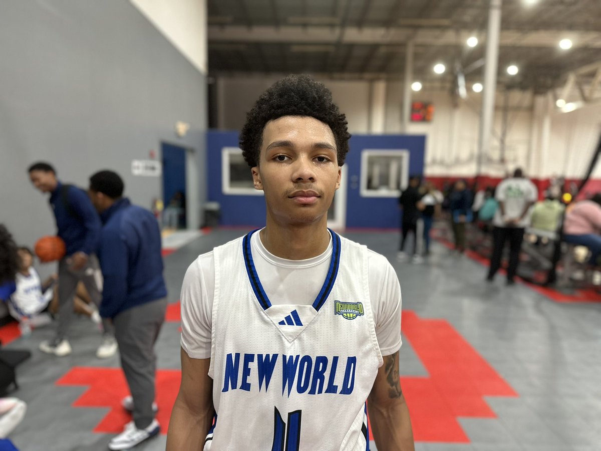 2025 Jaren Curtis is 1 of the most underrated guards in the DMV! Has been a starter for McNamara since he stepped on the floor! Long and bouncy, knocks down shots and does ALL the dirty work! @theCBGLive @ETCSportGroup @NewWorldAAU