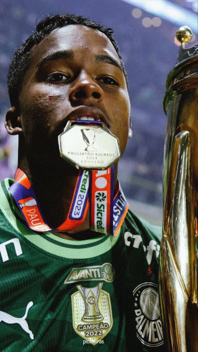 Rmd029's tweet photo. @MTips01 Esse cara está de brincadeira pessoal. Kkkkkkk https://t.co/nf2des3OhP