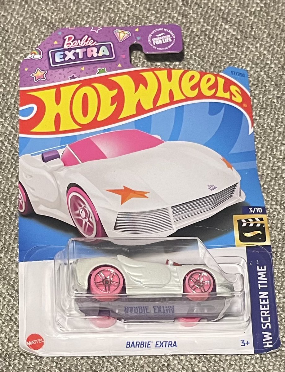 Uno más de la Barbie #Barbiemovie
 #HotWheels 
Supongo que es de  la película , pero como no la vi no estoy seguro