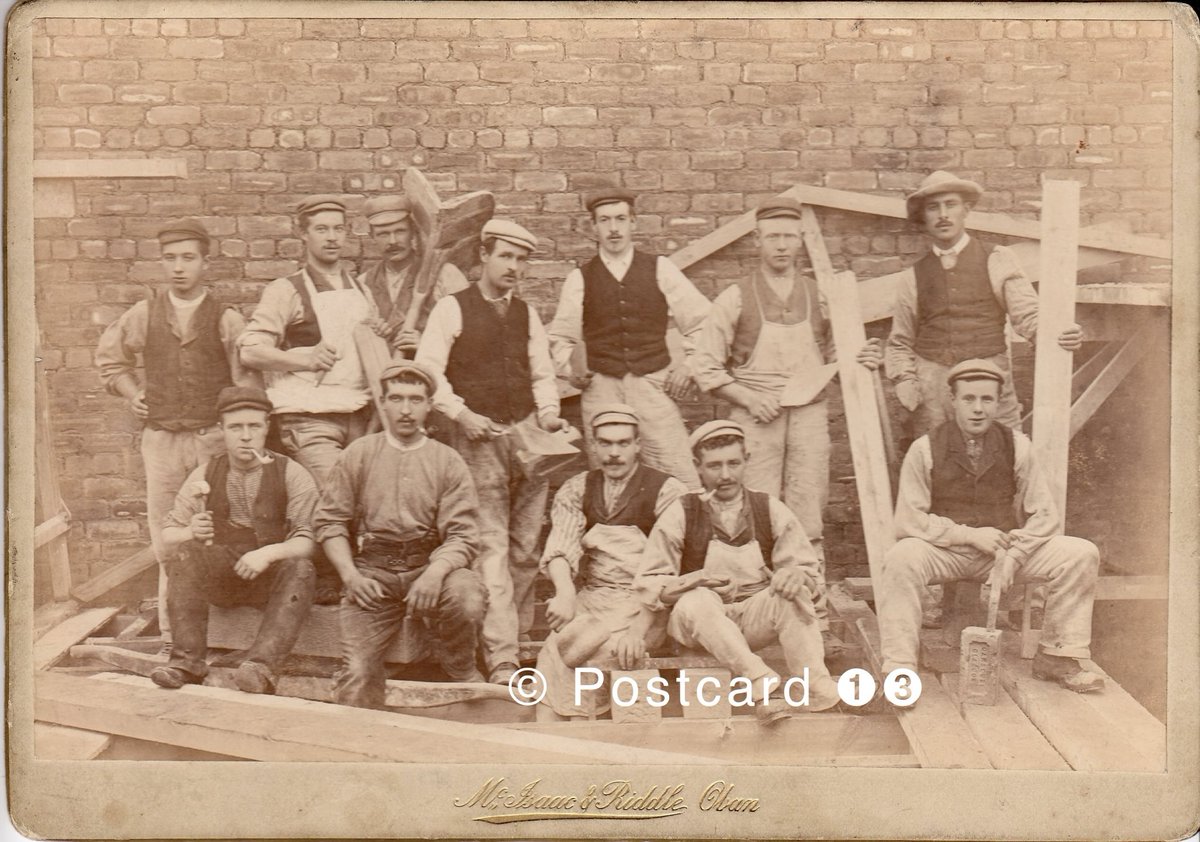 postcard13's tweet photo. Oban
Monday and it’s back to work at the construction site in Oban, recorded by local photographers McIsaac & Riddle, Oban, c1890
The stone masons, bricklayers, hod carrier and labourers, some still using clay smoking pipes
#construction
#buildingworkers
#workmen https://t.co/ookKfEPtsN