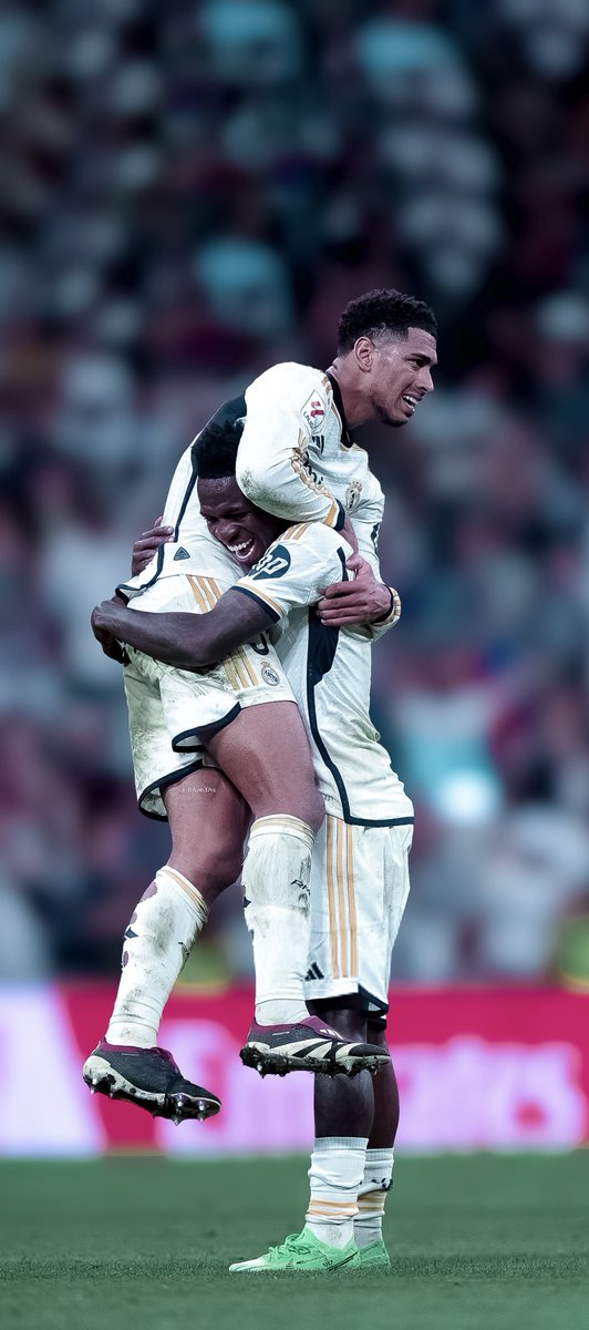 Blue3HS's tweet photo. 4K #Wallpapers 
   └📂 LaLiga.
      └📂 Real Madrid. https://t.co/PSnVtwXgz6