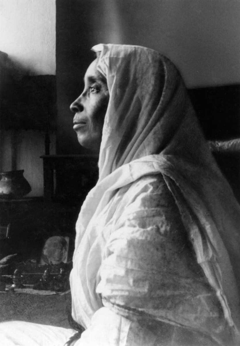 It would be very good if the disciple could live in a place close to his Guru's residence and spend some time daily in visiting his Guru, enjoying his company and receiving his instructions. HOLY MOTHER SRI SARADA DEVI