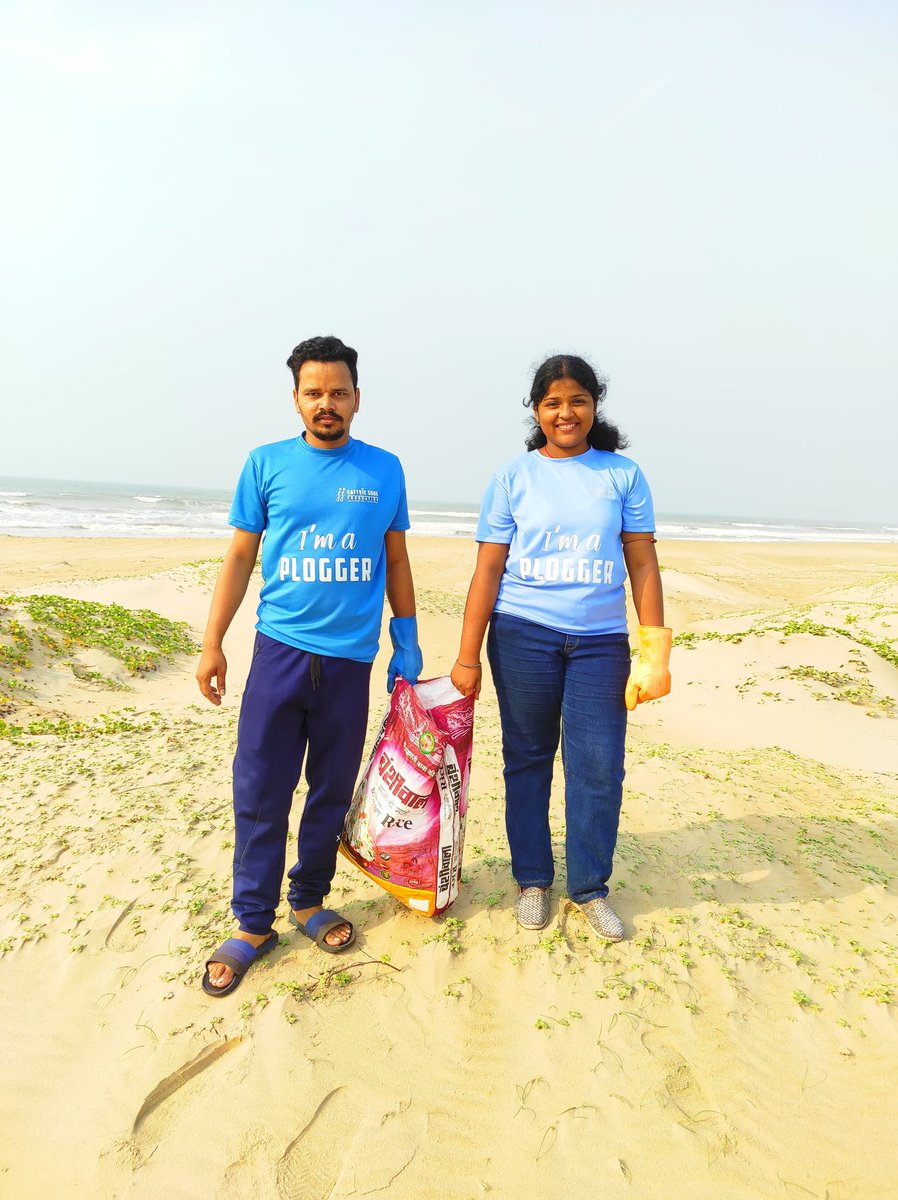 World Earth Day is celebrated on 22nd April every year,for 2024“Planet vs Plastics,”is theme.

On this occasion @SATTVIC_SOUL team organised paradip beach cleaning drive on 21st April 2024,to make it plastic free🌍

#WorldEarthDay2024 #PlanetVsPlastic #BeachCleaning
@ForestDeptt