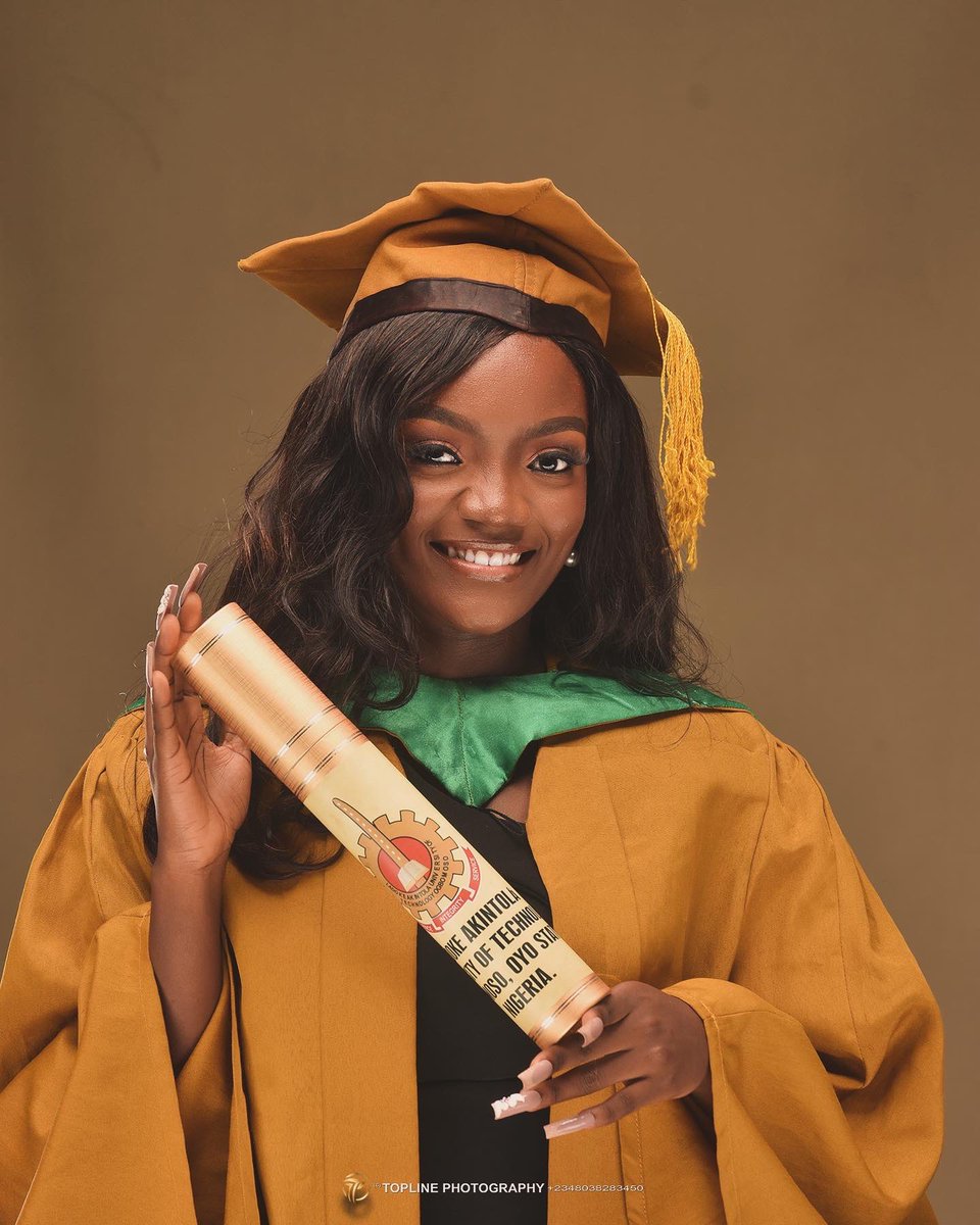 Darkceee1's tweet photo. GOD DID you guys!!!. I'm grateful to be where I am today and where God is taking me…https://t.co/eroIaRCJIe degree in Food Science and Engineering Honors!!!. Ladoke Akintola University of Technology, Class '23
#lautech #convocation #class23 https://t.co/2qFd1U8KAT