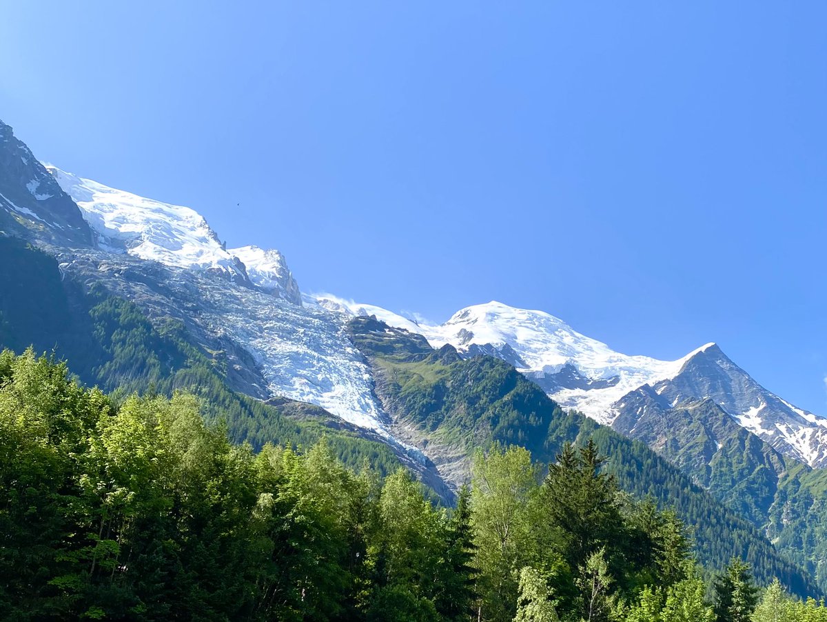 #motorcycletouring #chamonix #ferrari #roma #triumph #tiger1200 Chamonix was awesome. Best run ever out of Switzerland into mid France, running all day with a Roma. Best exhaust noise ever on full send