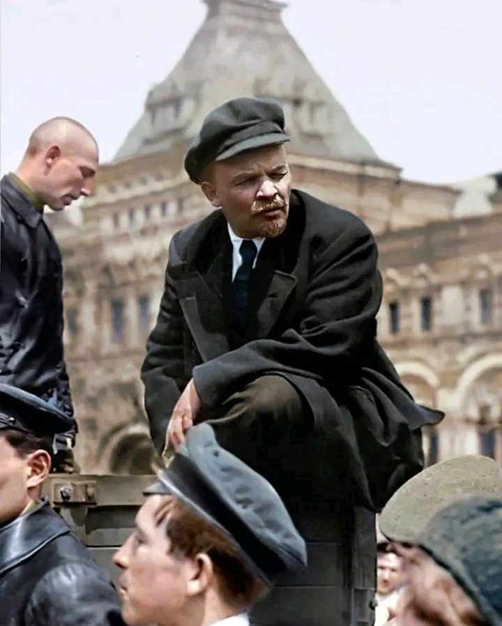 Vladimir Lenin 154 yaşında.