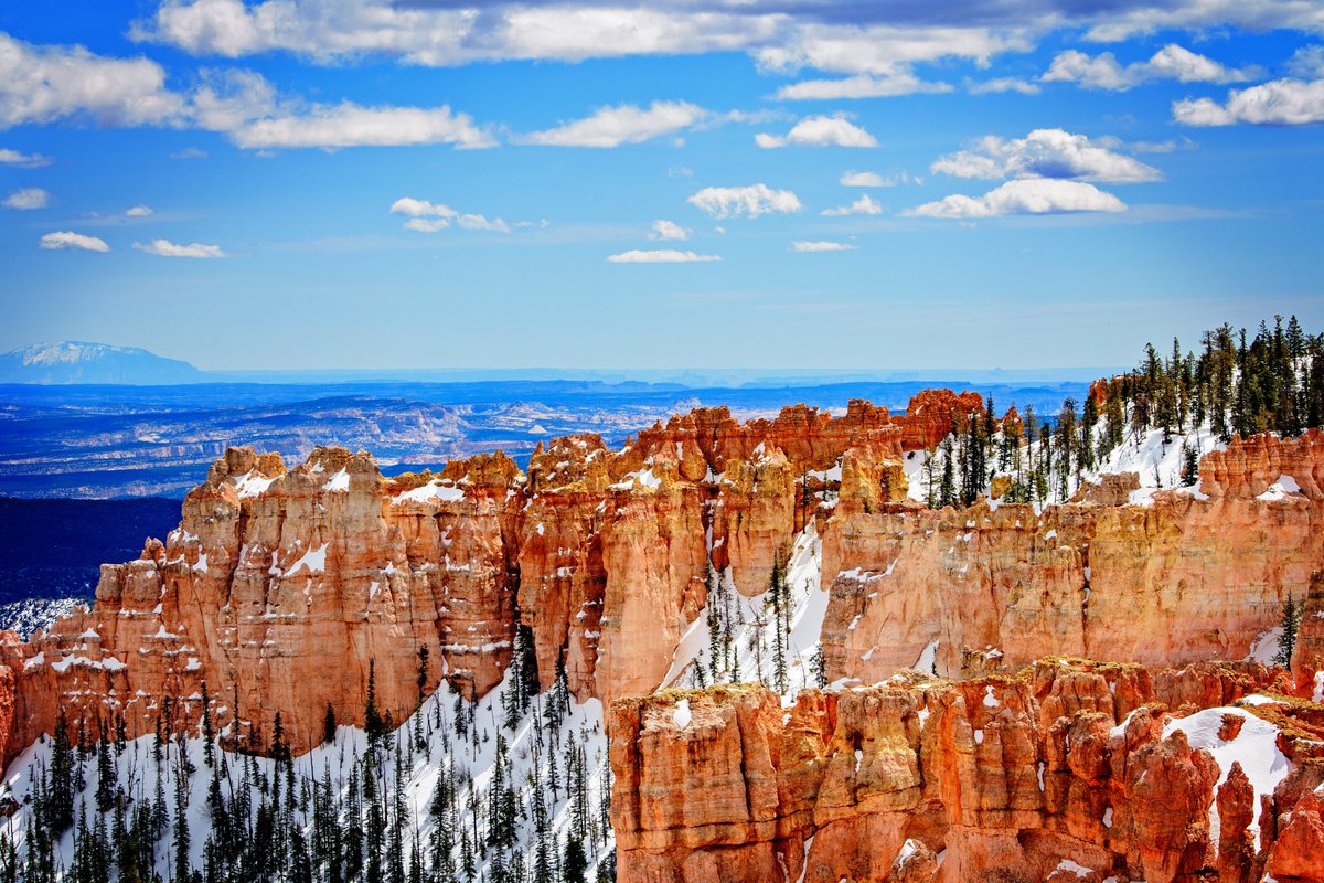 Art for Sale! - Bryce to Meet You fineartamerica.com/featured/bryce… #brycecanyon #brycecanyonnationalpark #brycecanyonutah #utah #hikeutah #utahphotography #utahtravels #utahmountains #hikemore #hikelife