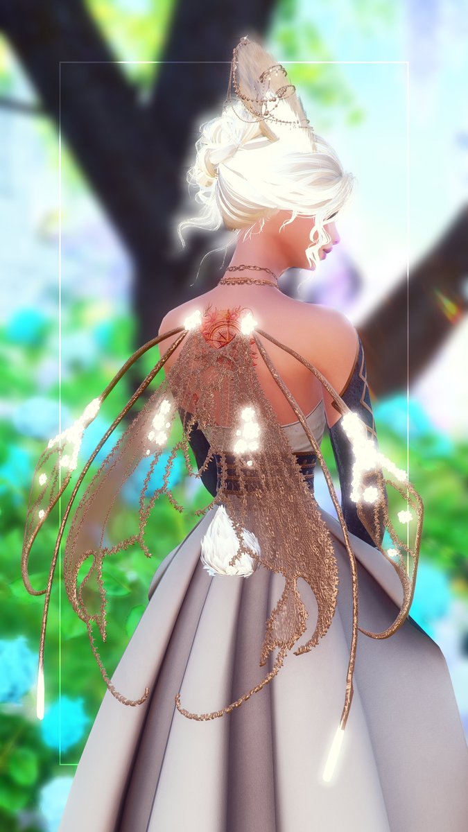 Yes hello, it's me again, trying to come up with a good reason that Duaia now wears pretty gold lace fairy wings 24/7 because these are SO pretty that I never want to take them off of her🥹

#applenzo #SoSickMods
