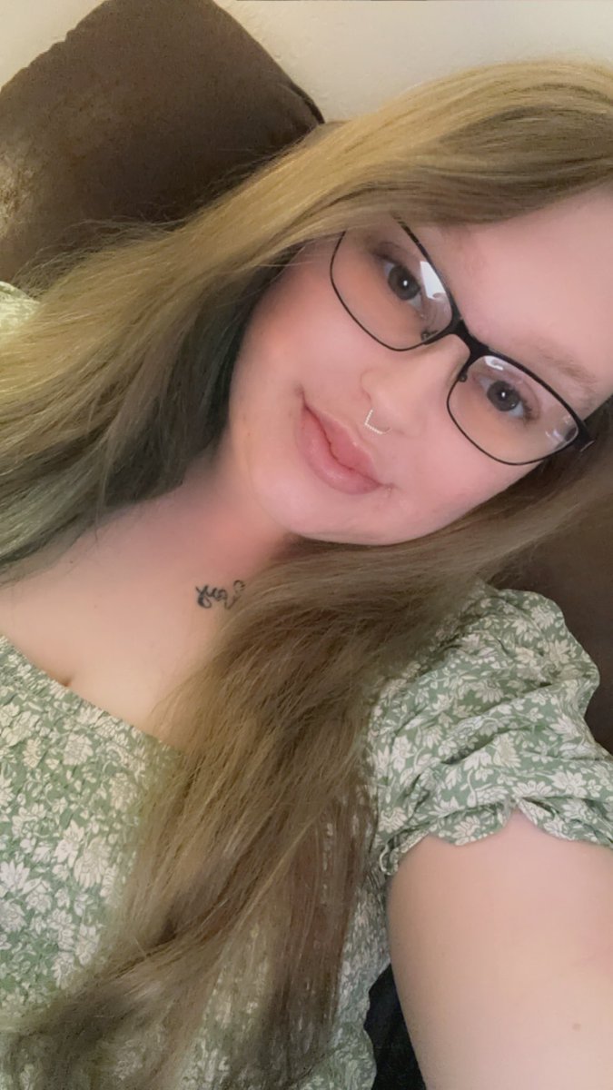 Destiny24600's tweet photo. I’m active after being gone from the scene a while.. so, with that being said, hit the dm’s. Don’t waste my time. 👌🏼
Findom femdom paypig cuck finsub cashslave cashcow humanatm https://t.co/xORRrBAsJf