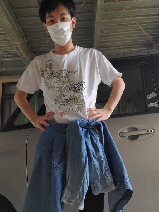 こんな感じでお散歩行ってきます https://t.co/kqwUm4xyjw<a href="/tag/%E9%9C%B2%E5%87%BA"class="tags"><span>#露出</span></a><a href="/tag/%E9%9C%B2%E5%87%BA%E7%8B%82"class="tags"><span>#露出狂</span></a>