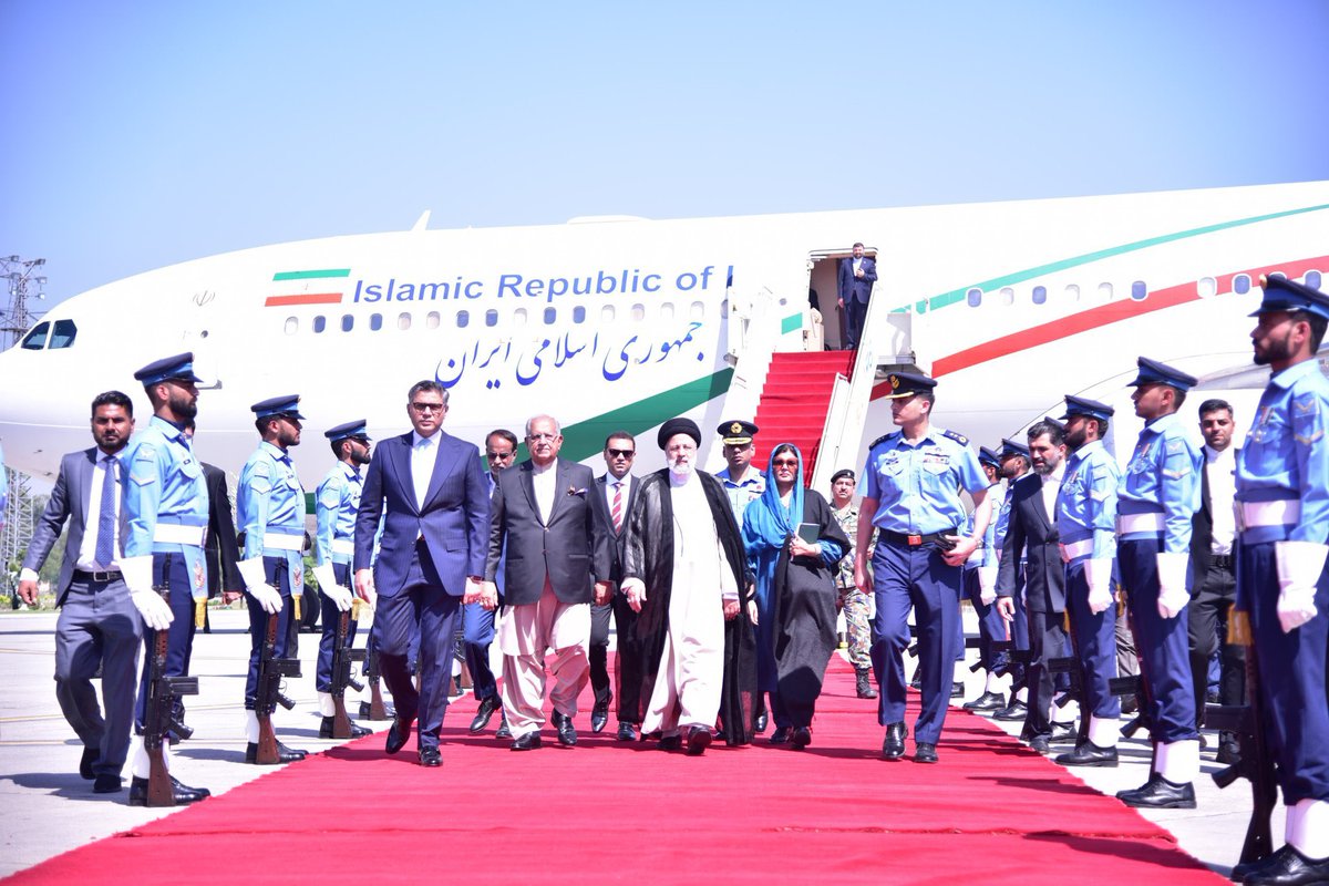 We welcome the Honourable President of the Islamic Republic of #Iran 🇮🇷, His Excellency Ebrahim Raisolsadati, on a two-day official visit to the Islamic Republic of #Pakistan 🇵🇰