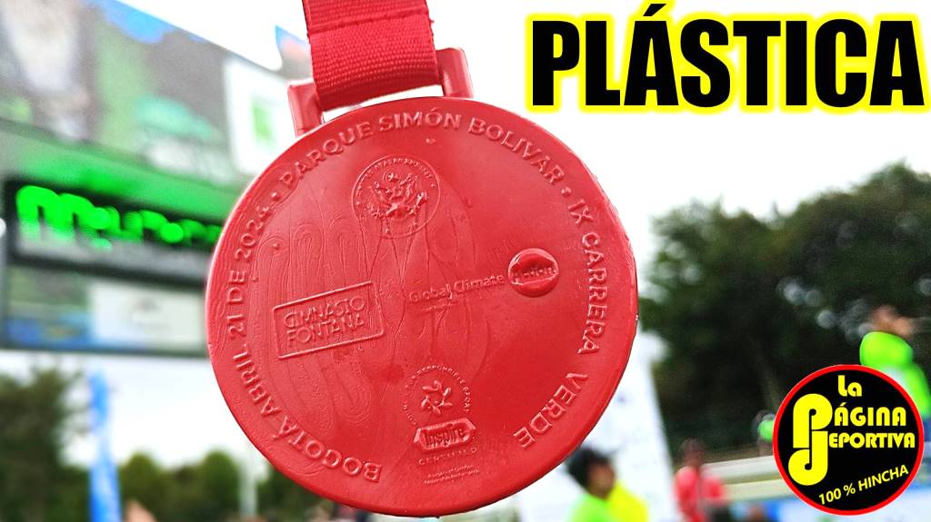 #Running 🏃‍♂️
🏅Medalla oficial de la 🌳Carrera Verde 2024 de 🇨🇴Bogotá, donde se entregaron preseas de plástico reciclable en colores 🔴rojo, 🔵azul y 🟢verde para las distancias de 10k, 5k y 3k. #CarreraVerde #CarreraVerdeColombia #Atletismo